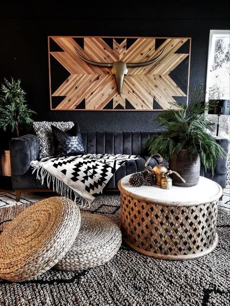 Western Living Room, Black Couches, Western Bedroom, Rug Wall Hanging, Western Homes, Western Home Decor, Decoration Inspiration, Boho Living, Boho Living Room