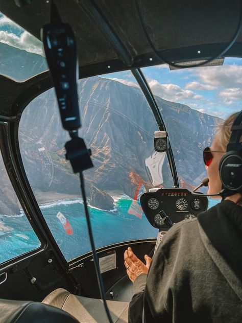 Hawaii Helicopter, Things To Do In Kauai, Best Helicopter, Helicopter Pilot, Helicopter Pilots, Waimea Canyon, Helicopter Ride, Hawaii Honeymoon, Adventure Bucket List