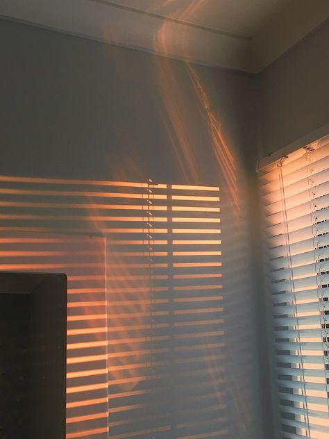 sun through da blinds Screen Savers Wallpapers Backgrounds, Light And Shadow Photography, Window Shadow, Sun Blinds, Screen Savers Wallpapers, Shadow Photography, Shadow Pictures, Instagram Ideas Photography, Minimalist Wallpaper