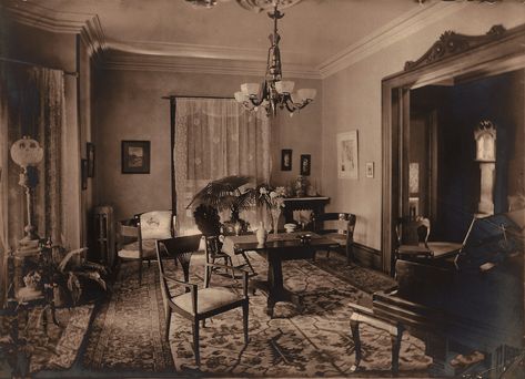 Area rugs were common enough that some late-Victorian houses actually were built with fancy wood around the edges of the parlor or dining room, and plain cheap pine boards in the middle. Description from flickr.com. I searched for this on bing.com/images Parlour Design, Victorian Rooms, Victorian House Interiors, Parlor Room, Old House Interior, Victorian Parlor, Carlton Hotel, Victorian Home Interior, Victorian Home Decor