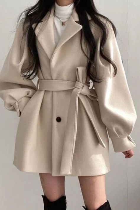 Woolen Coat Woman, Beige Coat, Vintage Preppy, Mode Casual, Belted Coat, Wool Blend Coat, Woolen Coat, Mode Inspo, Trench Coats Women