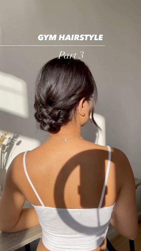 parisianamour on Instagram: Spring hair style 🌸 @aktabavaliahair_ Simple Hairstyle For Saree, Cute Bun Hairstyles, Hair Style On Saree, Saree Hairstyles, Elegant Bun, Hairstyles Design, Wedding Bun Hairstyles, Short Hair Bun, Easy Bun Hairstyles