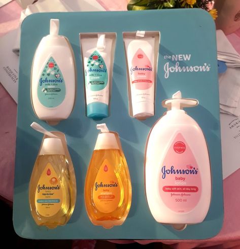 Johnsons Baby Range- New Launch - THEYELLOWDAAL Johnsons Baby Aesthetic, Johnson And Johnson Products, Johnson & Johnson Products, Johnsons Products Skincare, Kids Skin Care Products, Baby Products Aesthetic, Baby Stuff Aesthetic, Baby Things Aesthetic, Johnsons Baby Products