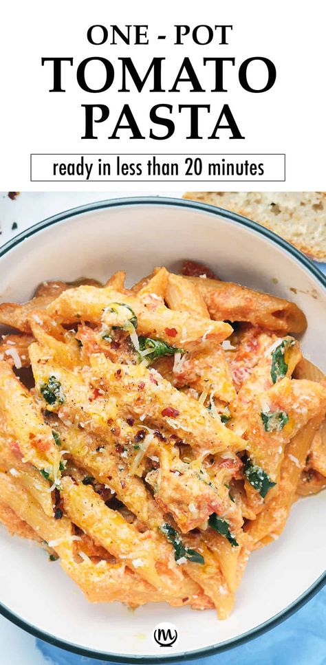 Healthy Pasta Recipes Vegetarian, Recipe With Basil, Pasta With Ricotta, Tomato Pasta Recipe, Tomato Basil Pasta, Vegetarian Pasta Recipes, Ricotta Recipes, Basil Recipes, Basil Pasta