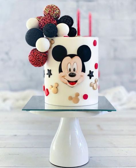 Bolo Do Mickey Mouse, Mickey Birthday Cakes, Γενέθλια Mickey Mouse, Miki Mouse, 12th Birthday Cake, Mickey Mouse Birthday Cake, Twodles Birthday, Boys 1st Birthday Cake, Baby Boy Birthday Cake