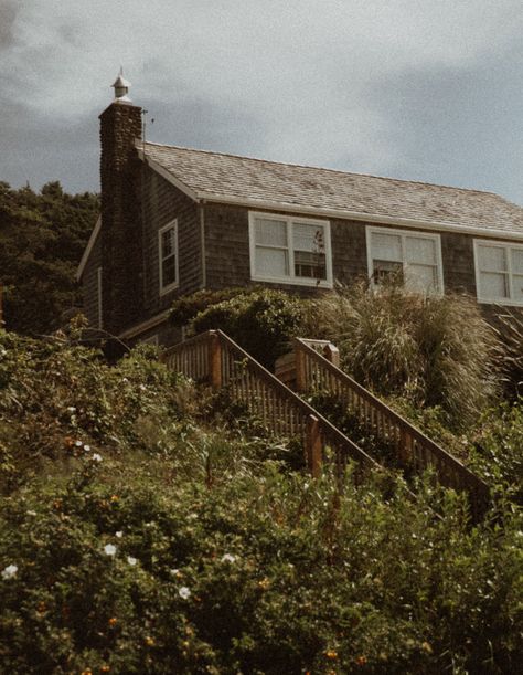 Oregon Beach House, Oregon Aesthetic, Oregon House, Oregon Life, Oregon Living, Oregon Beaches, Cannon Beach Oregon, House Aesthetic, Enemies To Lovers