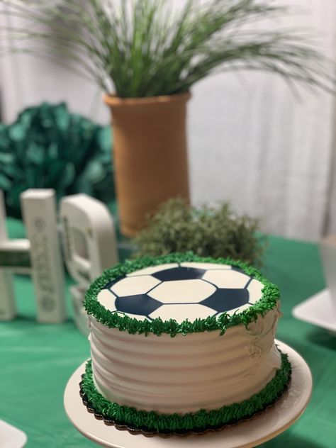 Soccer Ice Cream Cake, Soccer Cakes Ideas, Soccer Smash Cake, Soccer Cake Easy, Simple Soccer Cake, Soccer Themed Birthday Cake, Soccer Cakes For Boys, Soccer Cake Ideas For Boys, Soccer Cake Ideas