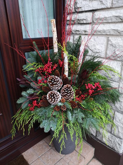 Christmas Greenery Planters, Diy Christmas Arrangements Front Porches, How To Decorate Outdoor Flower Pots For Christmas, Diy Xmas Planters Outdoor, Outside Christmas Planters Diy, Outdoor Christmas Decorations For Porch Flower Pots, Christmas Porch Planters Front Doors, Christmas Potted Plants Outdoors, Winter Porch Pots Ideas