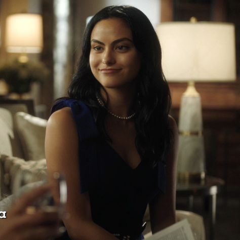 Veronica Lodge season 5 Veronica Lodge Riverdale, Riverdale Veronica, Theodore Nott, Camila Mendes, Veronica Lodge, First Daughter, Twin Sisters, Simple Elegant, Romantic Style