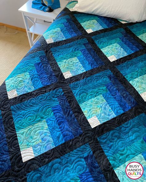 Waterfall Quilt Pattern, Waterfall Quilt, Log Cabin Quilt Pattern, Blue Quilt, Quilting Designs Patterns, Quilt Square Patterns, Batik Quilts, Log Cabin Quilts, Beginner Quilt Patterns