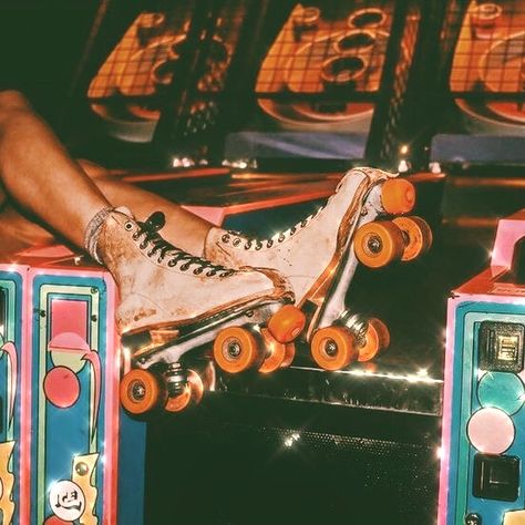 #rollerskates #arcade 90s Aesthetic Retro Pictures, Decade Aesthetic, Roller Skating Aesthetic, 80s Aesthetic Retro, 1980s Aesthetic, 80’s Aesthetic, Skate Aesthetic, Roller Skates Vintage, Retro Roller Skates