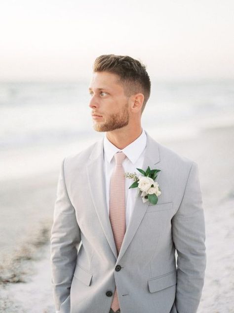 Light gray suit and pink tie groom suit inspiration at The Ritz-Carlton Sarasota Suit For Summer Wedding, Light Grey Suits Wedding, Grey Suit Pink Tie, Light Grey Suit Men, Summer Wedding Groom, Wedding Groom Suit, Light Gray Wedding, Light Grey Suit, Gray Groomsmen Suits