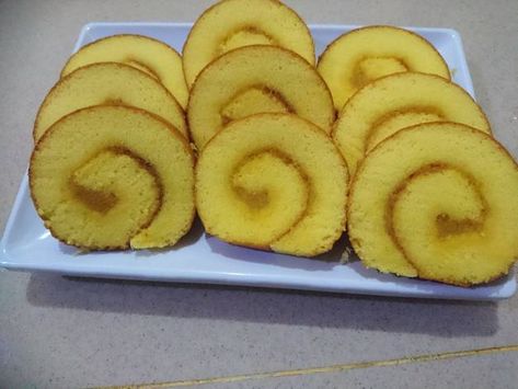 Bolu Gulung Meranti no sp Bolu Gulung, Roll Cakes, Resep Brownies, Resep Cake, Roll Cake, Quick Desserts, Cake Roll, Fresh Juice, Home Chef