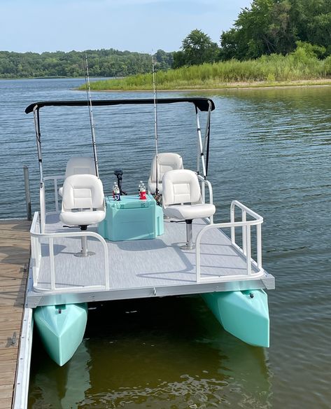 Tigershark Mini Pontoon small pontoon Pontoon Boat Party, Mini Pontoon Boats, Small Pontoon Boats, Fishing Pontoon Boats, Pontoon Houseboat, Pontoon Boats For Sale, Pontoon Boat Accessories, Tiny Boat, Small Fishing Boats