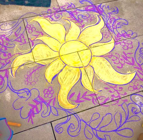 Tangled inspired chalk art Chalk Art Tangled, Rapunzel Chalk Art, Anime Chalk Art, Disney Chalkboard Art, Chalk Art Ideas Disney, Tangled Chalk Art, Chalk Art Characters, Chalk Art Disney, Chalk Art 3d