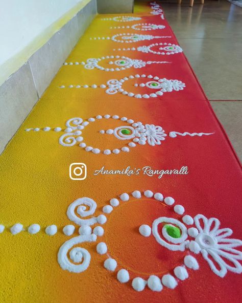 "Discover elegant and simple Rangoli designs that will beautifully enhance and elevate the ambiance of your special occasion. #RangoliDesigns #ElegantDecor #FestiveVibes #TraditionalArt #OccasionDecor #BeautifulRangoli" One Side Rangoli Designs, Rangoli Designs Side Border, Rangoli Borders Design, Border Design For Rangoli, Border Rangoli Designs Flower, Door Rangoli Designs Simple, New Design Rangoli, Rangoli Border Designs Simple, Side Rangoli Designs