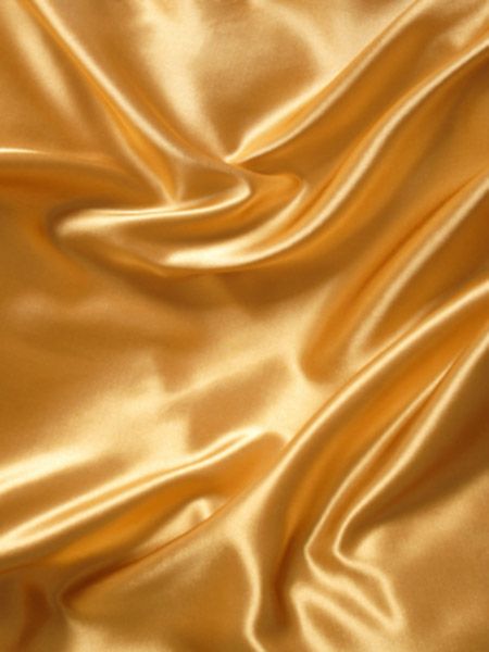 gold satin very pretty Bild Gold, Satin Background, Hufflepuff Aesthetic, Gold Aesthetic, Gold Satin, Cd Cover, Gold Silk, Yellow Aesthetic, Gold Walls