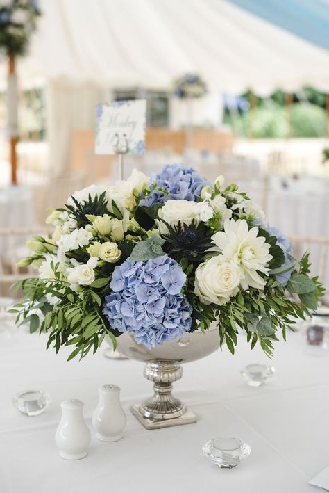 Blue Flower Centerpieces, Blue Hydrangea Centerpieces, Hydrangea Centerpiece Wedding, Blue Flower Arrangements, White Flower Arrangements, Hydrangea Centerpiece, Blue And White Flowers, Hydrangea Arrangements, Blue Wedding Flowers