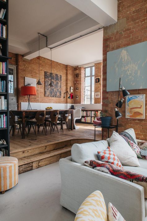 Bedroom Loft Style, Loft Style Apartment, Oval Room Blue, Brick Interior Wall, Brick Interior, Brick Loft, Exposed Brick Walls, Open Space Living, Brick Walls