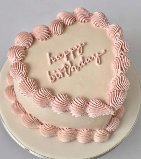 Sweetheart Cake | Birthdays Cute Cake Inspo Simple, Simple Round Birthday Cake Women, Heart Shaped Aesthetic Cake, Heart Shaped Smash Cake, Vintage Sweet 16 Cake, Heart Shape Cakes Ideas, Birthday Cakes Heart Shape, Cute Heart Birthday Cakes, Birthday Cakes 14th Birthday