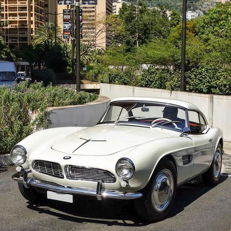 united gears on Instagram: “BMW 507 in Monaco, don’t you think it’s the best looking BMW ever. 📷 @doriann760” Bmw Old, Bmw 507, Luxury Cars For Sale, Bmw Classic Cars, Bmw Motors, Reliable Cars, Bmw Classic, Classic Sports Cars, Dream Garage