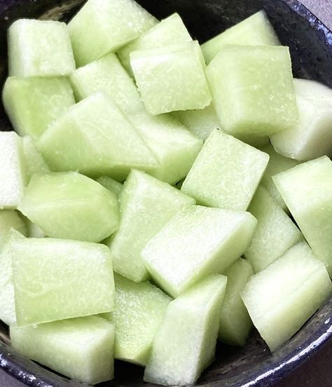 Honey Dew Aesthetic, Honeydew Melon Aesthetic, Honeydew Aesthetic, Honeydew Melon Recipes, Melon Aesthetic, Melon Smoothie, Melon Recipes, Corn Dishes, Birthday Breakfast