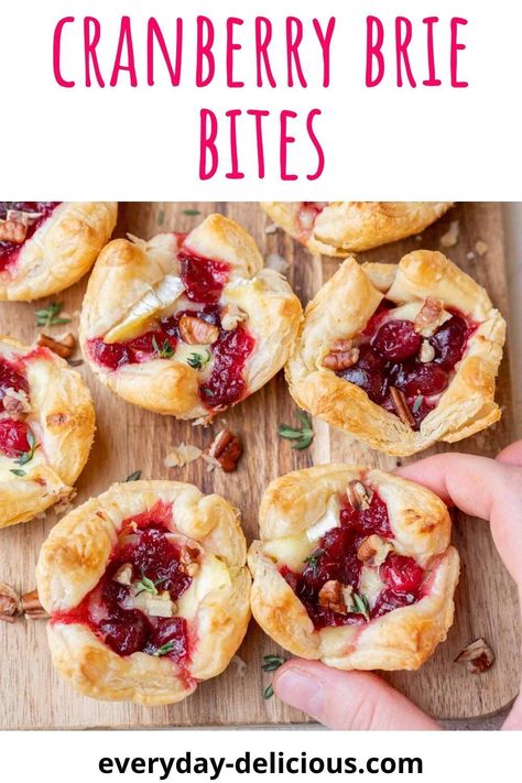 These cranberry brie bites are a classic and delicious appetizer. You need only 3 ingredients to make them (cranberry sauce, brie cheese, and puff pastry) and they’ll be ready in no time! These are so good and would be perfect all year round not just for the holidays! These puff pastry bites are made in a standard-size muffin pan. Brie Bites Puff Pastry, Brie In Puff Pastry, Cranberry Appetizer, Cranberry Brie Bites, Cranberry Bites, Brie Cranberry, Brie Puff Pastry, Brie Appetizer, Cranberry Brie