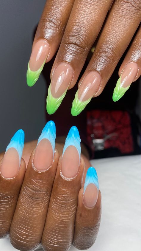 Green And Blue Almond Nails, Blue 3d Nail Art, Water Ripple Nails, Blue And Green Gel Nails, Green And Blue Nail Ideas, Blue And Green Nail Art, Blue And Green French Tip Nails, Light Blue And Green Nails, Blue Green Ombre Nails