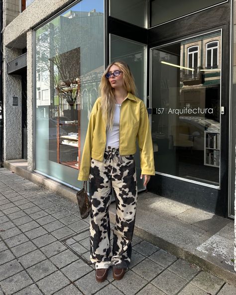 excited about the cow print🐄 do you like this trend?☺️ pants @pullandbear jacket @peppermayo shoes @bershka #bershkastyle #pullandbearcommunity #pullandbear #bershka Cow Pants Outfit, Cow Jacket Outfit, Cow Pants, Cow Jacket, Cow Print Pants Outfit, Cow Print, Pants Outfit, Jacket Outfits, Daily Outfits