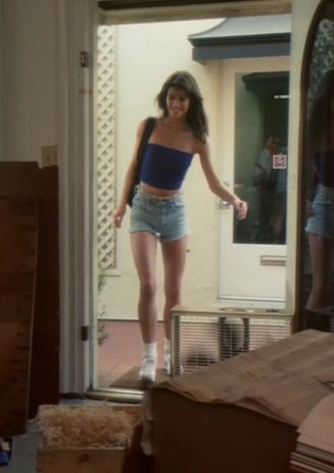 Phoebe Kate 80s, Phoebe Cates 80s Style, 80s Life Aesthetic, Slasher Summer Outfits 80s, Fear 1996 Outfits, 90s California Fashion, 80 Summer Outfits, 80s Summer Style, 80s Camp Outfit