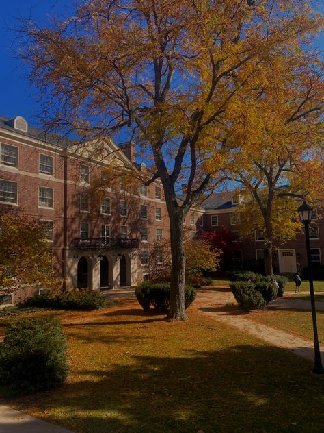 College Aesthetic Building, Penn State University Campus, U Penn Aesthetic, Penn State College Aesthetic, Fall Campus Aesthetic, Portland State University Aesthetic, Penn University Aesthetic, High School Fall Aesthetic, Small College Aesthetic