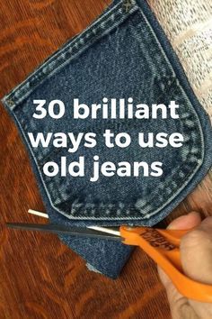 Old Jeans Diy, Reuse Jeans, Reuse Old Jeans, Upcycled Denim Diy, Diy Jeans Crafts, Artisanats Denim, Diy Old Jeans, Denim Scraps, Denim Crafts Diy