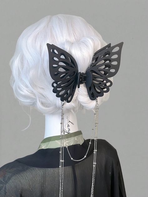 ROMWE Goth 1pc Stylish Punk Exaggerated 3D Butterfly Chain Tassel Hair ClipI discovered amazing products on SHEIN.com, come check them out! Hair Clip Black, Butterfly Chain, Pattern Hair, Gothic Hairstyles, 3d Butterfly, French Hair, Style Punk, Latest Hairstyles, Hair Pin