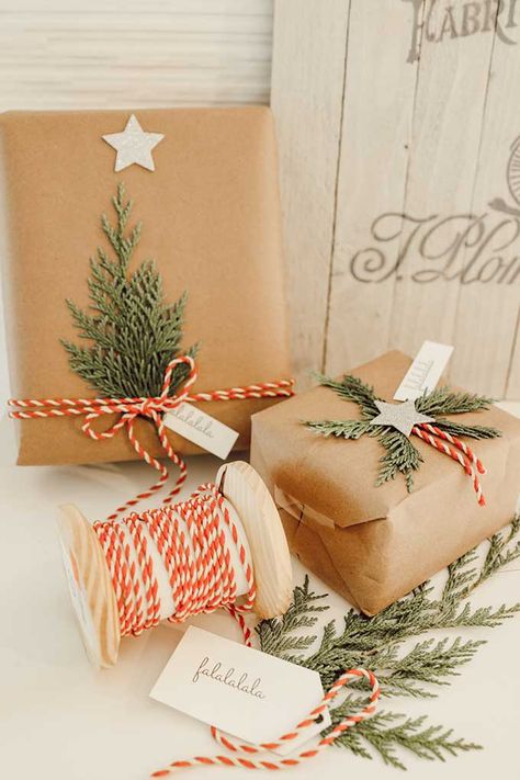 Natural Holiday Gift Wrap with Greenery |simple christmas wrapping|scandinavian Christmas|scandinavian christmas wrapping|christmas tree wrapping paper|best Christmas wrap ideas|cedar gift wrap|free printables|christmas gift tags|christmas printables|easy gift wrap ideas|farmhouse christmas|white farmhouse|easy gift diy|Hallstrom Home Christmas Wrapping Diy, Christmas Tree Wrapping Paper, Xmas Gift Wrap, Gift Wrapping Inspiration, Gifts Wrapping Diy, Simple Gift Wrapping, Creative Gift Wrapping, Diy Gift Wrapping, Holiday Gift Wrap