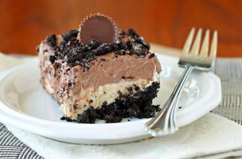 No Bake Chocolate Lasagna Recipe, Chocolate Lasagna Recipe, Peanut Butter Dessert Recipes, Chocolate Peanut Butter Desserts, Chocolate Lasagna, Cake Filling, Cookies And Cream Cake, Peanut Butter No Bake, Layered Desserts