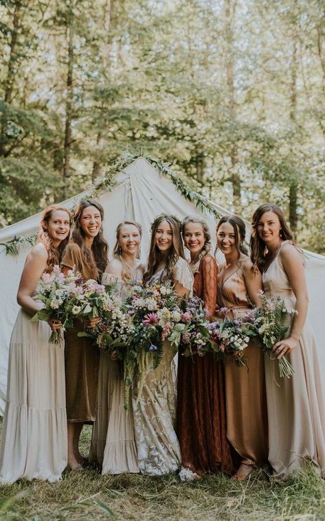 Rust and Sage Wedding Colour Palette | Rust wedding color Alternative Bridesmaid Dresses, Alternative Bridesmaid, Sage Wedding Colors, Wildflower Bouquets, Fall Bridesmaids, Wedding Color Trends, Bridesmaids Dress Inspiration, Fall Bridesmaid Dresses, Bohemian Wedding Inspiration