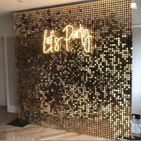 Gold Photo Booth Backdrop, Sequin Backdrop Wedding, Gold And Glitter Party, Black Gold Photo Backdrop, Gold Picture Backdrop, Gold Event Design, Picture Wall Party, Sparkle Party Decorations, Disco Party Theme Decorations