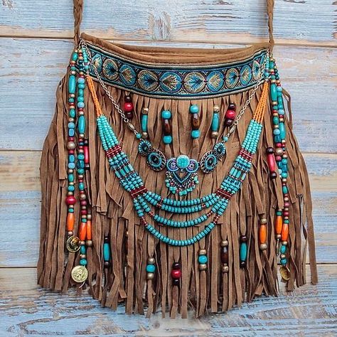 Boho Chic Bags, Chic Purses, Fringe Handbags, Estilo Hippy, Mode Hippie, Fabric Christmas Ornaments Diy, Christmas Ornaments Diy, Estilo Hippie, Bohemian Bags