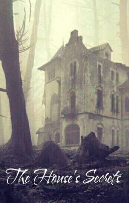 The House's Secrets  #wattpad #mystery-thriller #books #amazing  READ NOW!!! Abandoned Mansion For Sale, Vampire House, Creepy Old Houses, Mansion Aesthetic, Scary Houses, Creepy Houses, Foggy Day, Old Mansion, Abandoned Mansion