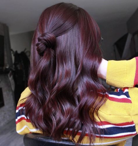 Full Burgundy Hair, Dark Cherry Brown Hair Burgundy, Single Process Hair Color Red, Dark Red Hair Ideas For Brunettes, Dark Maroon Hair Burgundy Brunettes, Mulbury Hair Color, Burgundy Medium Hair, Hair Colour Red Wine, Revlon Deep Burgundy Hair Color