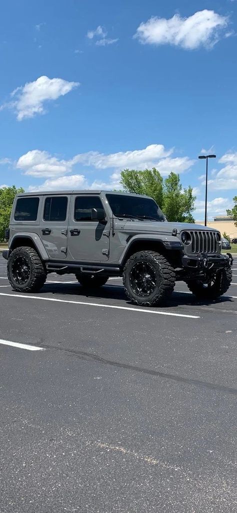 Jeep Driving, Black Jeep Wrangler, Auto Jeep, Jeep Photos, Custom Jeep Wrangler, Wrangler Jeep, Black Jeep, Dream Cars Jeep, Custom Jeep