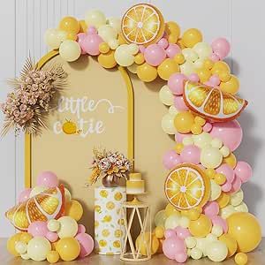 Lemon Themed Party, Oster Dekor, Pink Lemonade Party, Bee Theme Party, Hawaiian Party Decorations, Fruit Birthday, Peach Party, Sunshine Baby Showers, Baby Shower Yellow