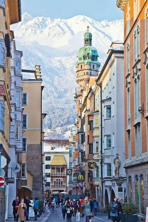 Austria Winter, Innsbruck Austria, Inspiration Instagram, Europe Trip, Innsbruck, Beautiful Places To Travel, Salzburg, Travel Goals, Human Figure