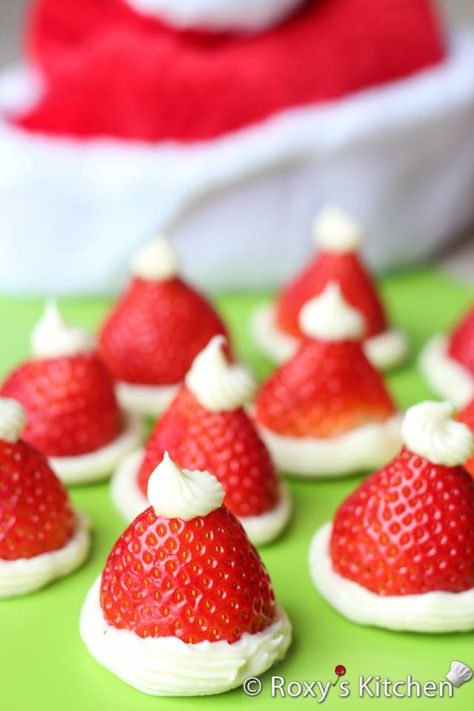 Strawberries Cream Cheese, Strawberry Santa Hats, Strawberry Santa, Strawberry Santas, Best Christmas Appetizers, Strawberry Cream Cheese Frosting, Appetizers Christmas, Coconut Candy, Easy Christmas Treats