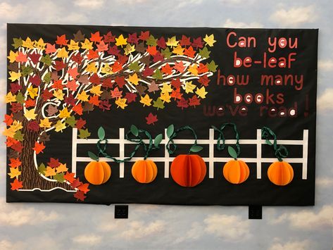 Fall Into Books Bulletin Board, Fall Library Bulletin Boards Elementary, Autumn Display Boards, Fall Board Ideas, Leaf Bulletin Board, Fall Library Displays, Thanksgiving Bulletin Board Ideas, Fall Window Decorations, Thanksgiving Door Decorations