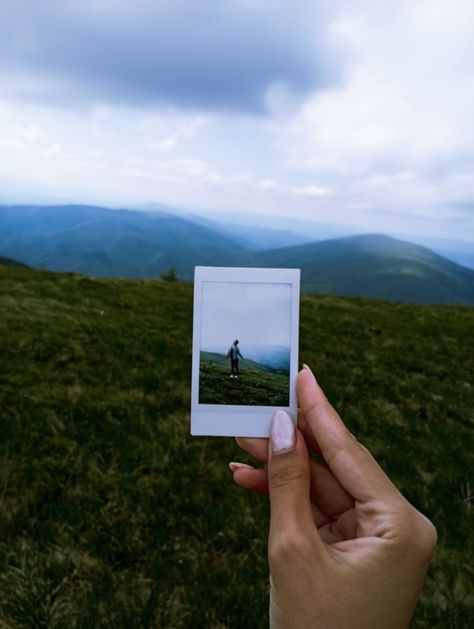 Mountain Polaroid, Polaroid Photo, Polaroid Pictures, Polaroid Photos, Spring Break, Vision Board, Retro Vintage, Polaroid Film, Hiking