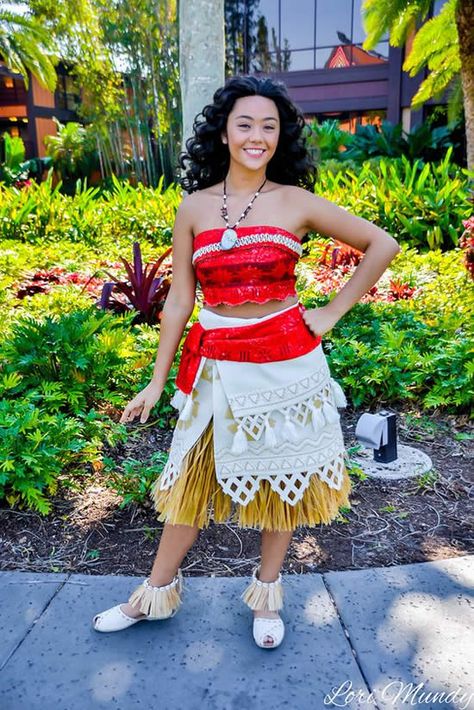 Ideias para Fantasia de Moana | Como fazer em casa Moana Halloween Costume, Moana Cosplay, Disney Princess Moana, Diy Costumes Women, Disney World Outfits, Halloween Party Outfits, Disney Moana, Disney Cosplay, Disney Costumes