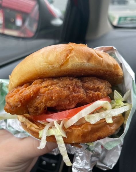 The 12 Best Fast Food Chicken Sandwiches, Ranked 2024 - PureWow Fast Food Chicken, Peach Milkshake, Crispy Chicken Sandwiches, Sour Pickles, American Fast Food, Dill Pickle Chips, Best Fast Food, Pickle Chips, Chicken Sandwiches