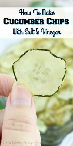 Cucumber Chips, Healthy Chips, Salt And Vinegar, Cucumber Diet, Dehydrated Vegetables, Cucumber Recipes, Dehydrated Food, Chips Recipe, Garden Recipes