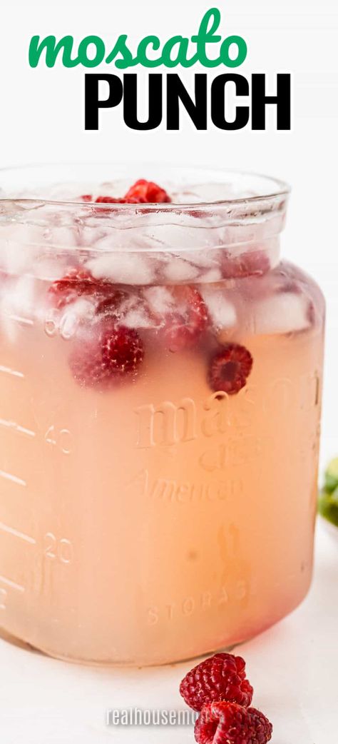 Moscato Punch Recipes, Moscato Wine Punch, Wedding Punch Recipes, Moscato Recipes, Moscato Drinks, Wine Punch Recipes, Moscato Punch, Wine Recipes Drink, Wine Mixed Drinks